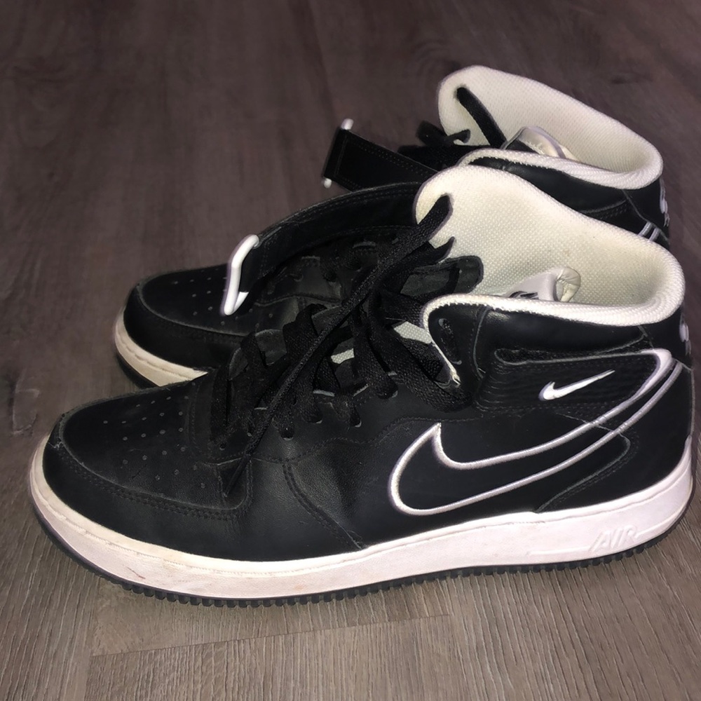 Nike Air Force 1